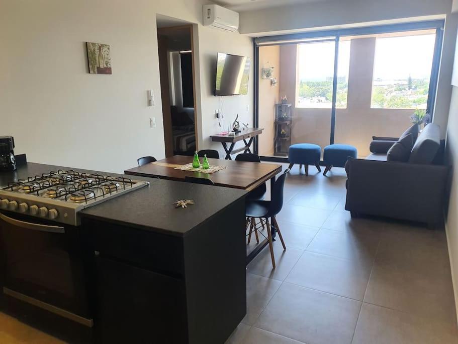 Hermoso Apartamento Nuevo Ubicado En Zona Centrica グアダラハラ エクステリア 写真